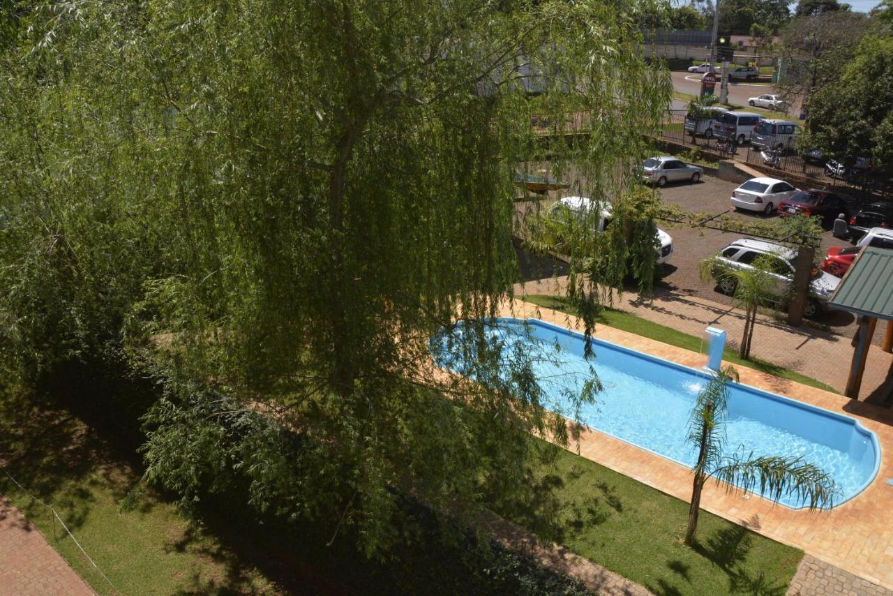 Hotel Salzburgo Ciudad del Este Exterior photo
